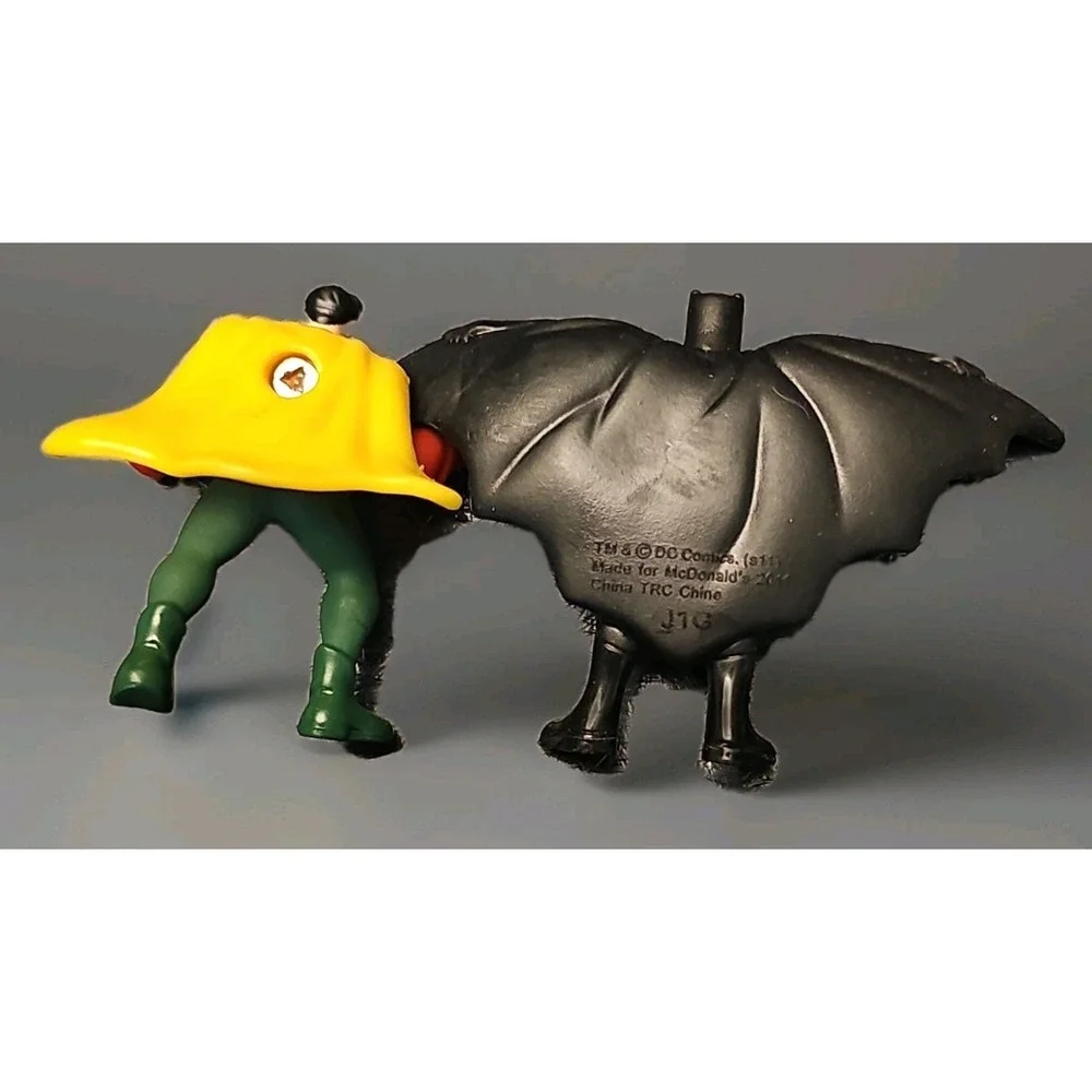 2011 BATMAN THE BRAVE AND THE BOLD MCDONALDS HAPPY MEAL TOYS BATMAN + ROBIN